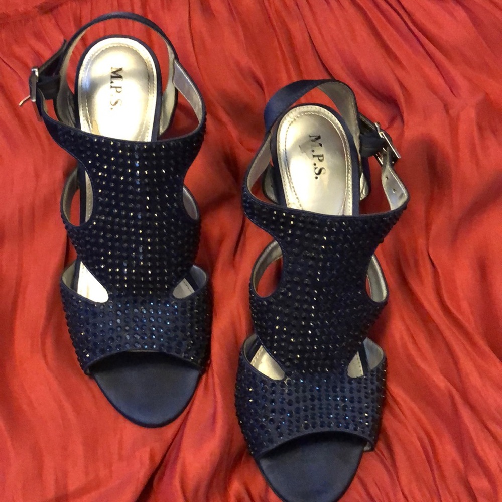 Royal Blue sandals w/optional string tank top